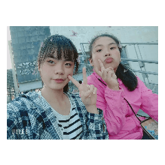 林家芬跟藍婕瑀的貼圖出來了