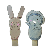 Gloves of dolls
