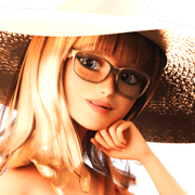 The Korean Girl with the Golden Hat