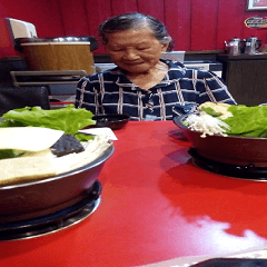 Going to eat hot pot with grandma