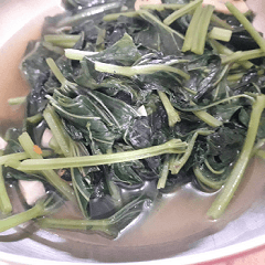 Fried sweet potato leaves