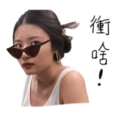 清純美少女