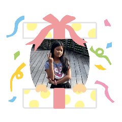 Khowhom Mali when go to the beach love.