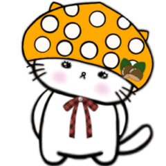 White cat Ai -chan Autumn Mushroom 2
