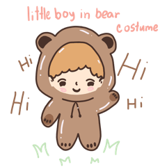 Little boy in bear coustume