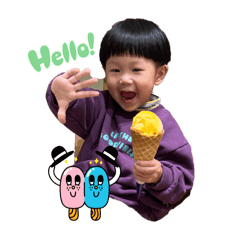 張睿三歲