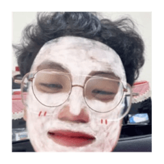 他戴著墨鏡強勢回歸⚡️