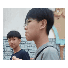 ㄏㄚㄏㄚ大笑