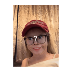 看起來一臉聽不見的佩