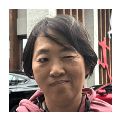 可愛車車想睡覺