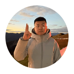 何俊1️⃣2️⃣3️⃣