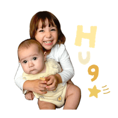 We are Hannah & Ellie!!