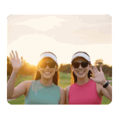 [Video] Golf Girl's French Kiss