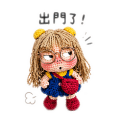 長髮白眼女孩