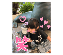 422429900