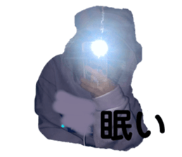 470540555