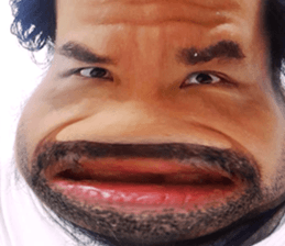 472763593