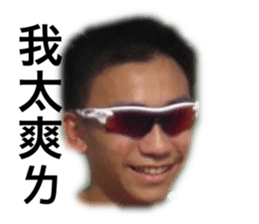 476761925