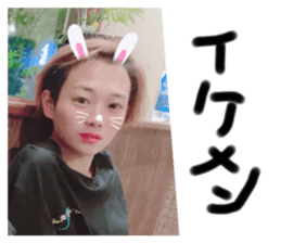 504877972
