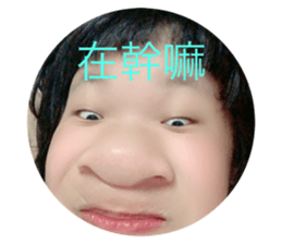 531846235