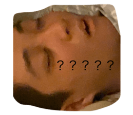 533076895