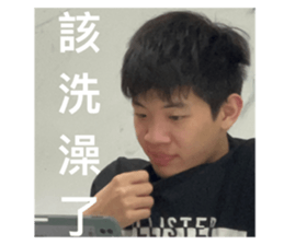 542614824