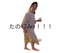 547031561