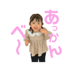 552376037
