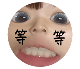 552907493