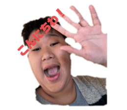 554243910