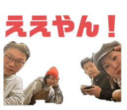555673033