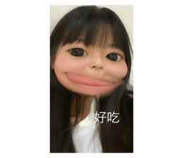 558867835