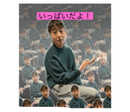 560392472