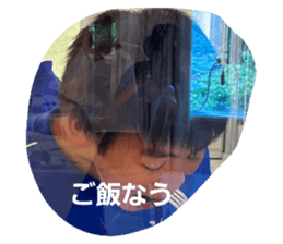 560548500