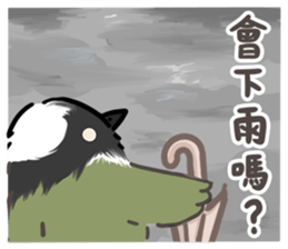 560599328