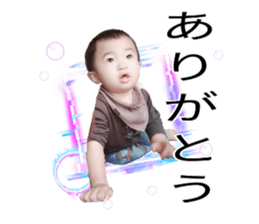 560638545