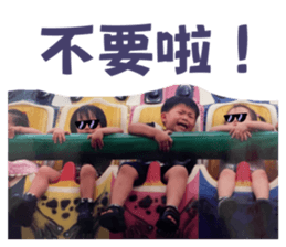 560761921