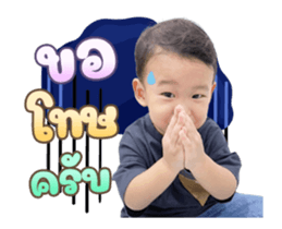 560773587
