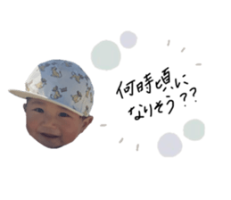 560784793