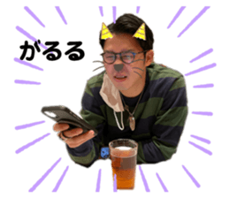 560793700