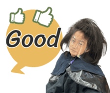 560838822