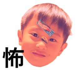 560847065