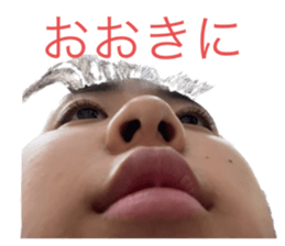 561608573