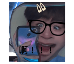 562639317