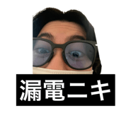 562760690