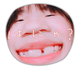 563871763
