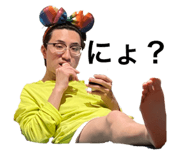 566573123