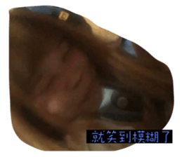 568928233