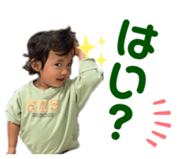 569060128
