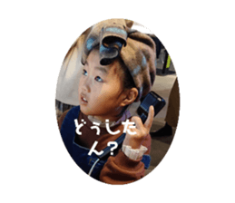 569746158